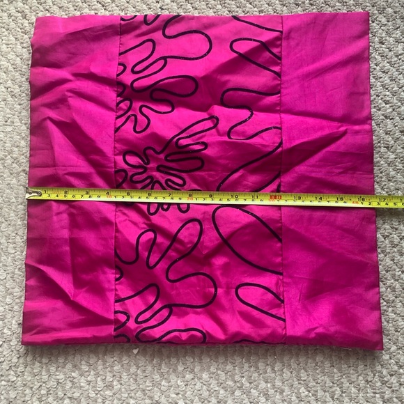 NWOT 2 Pink and 1 White Square Pillow Case 16”x 16.5” Covers Bundle - Picture 8 of 9